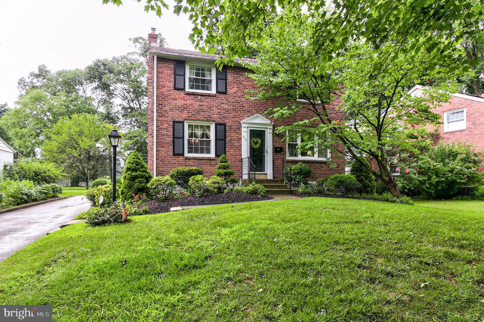 610 West Rolling Road Springfield, PA 19064 - Photo 3 of 34 Front View