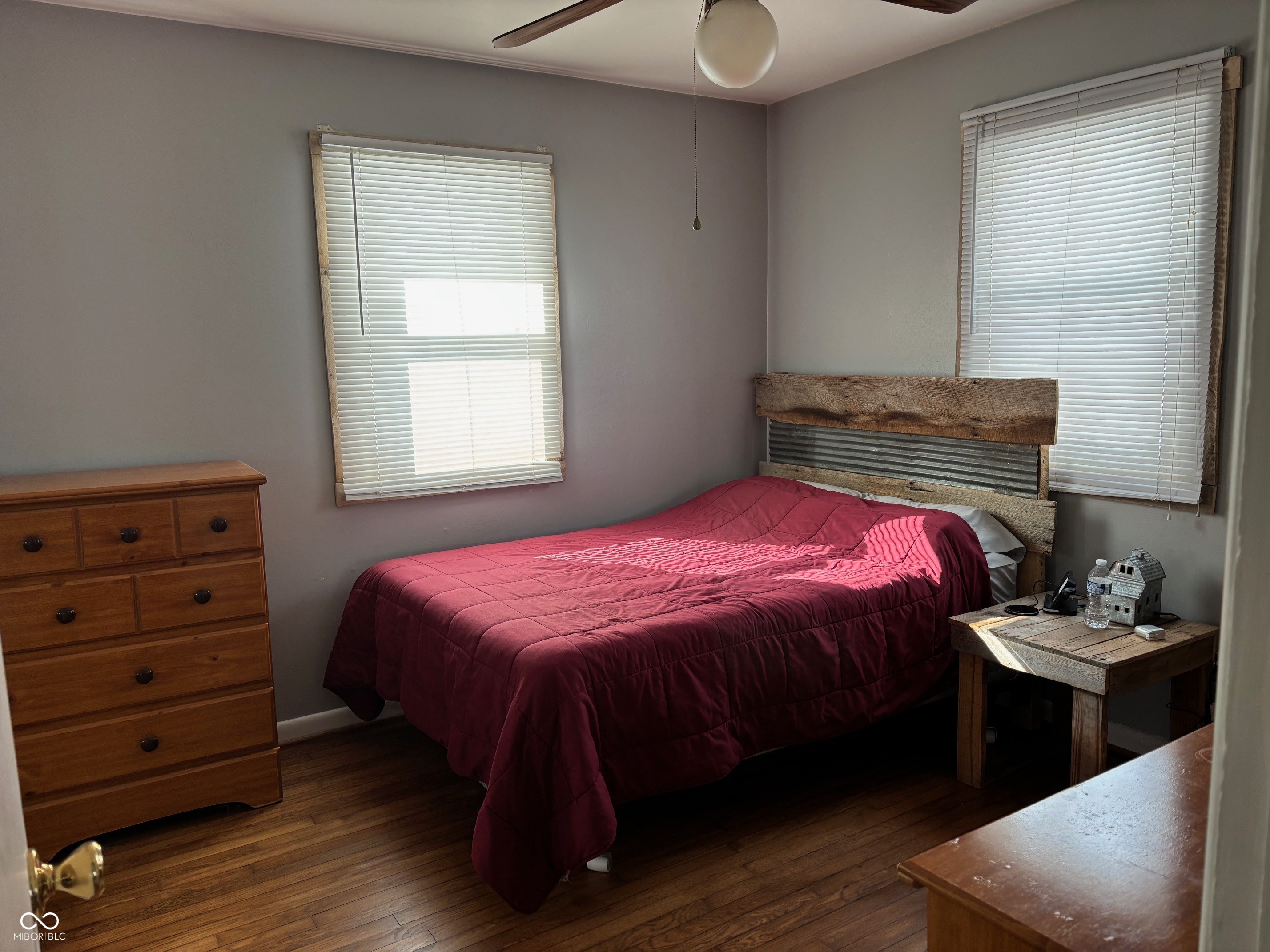 242 Collier Street Columbus, IN 47201 - Photo 6 of 13 Gallery Image 6