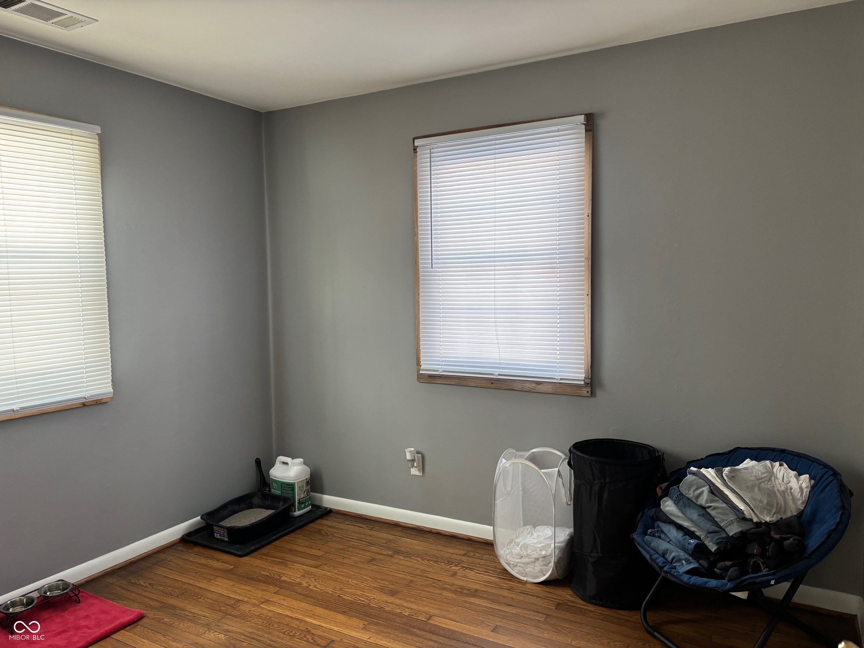 242 Collier Street Columbus, IN 47201 - Photo 8 of 13 Gallery Image 8