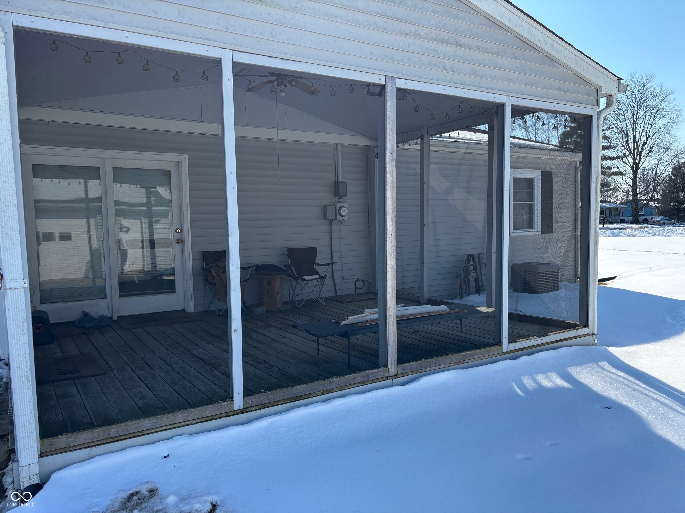 242 Collier Street Columbus, IN 47201 - Photo 10 of 13 Gallery Image 10