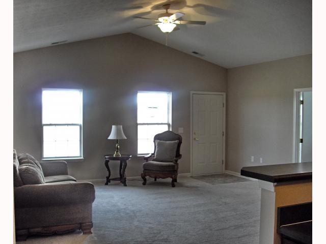 4320 Hamilton Way, Unit 24 Plainfield, IN 46168 - Photo 2 of 8