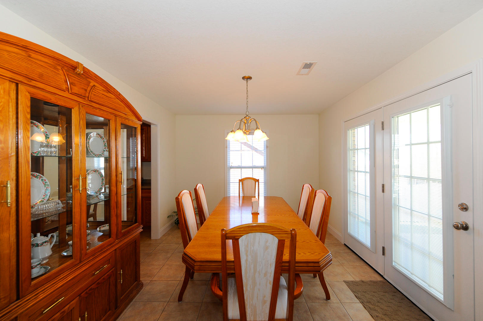 928 Elsborn Ridge Road Maryville, TN 37801 - Photo 15 of 25 Dining Room
