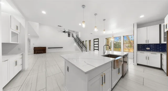 $1,050,000 | 316 Tall Forest Drive, Bastrop, TX 78602