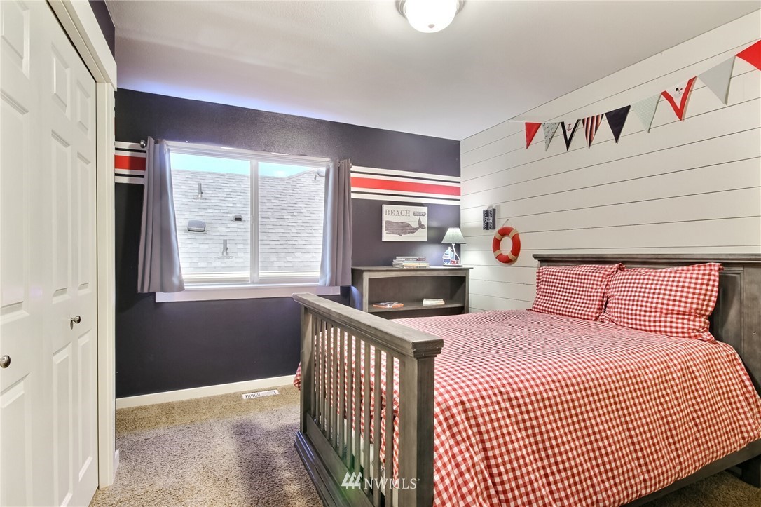 5604 Northeast 7th Place Renton, WA 98059 - Photo 21 of 40