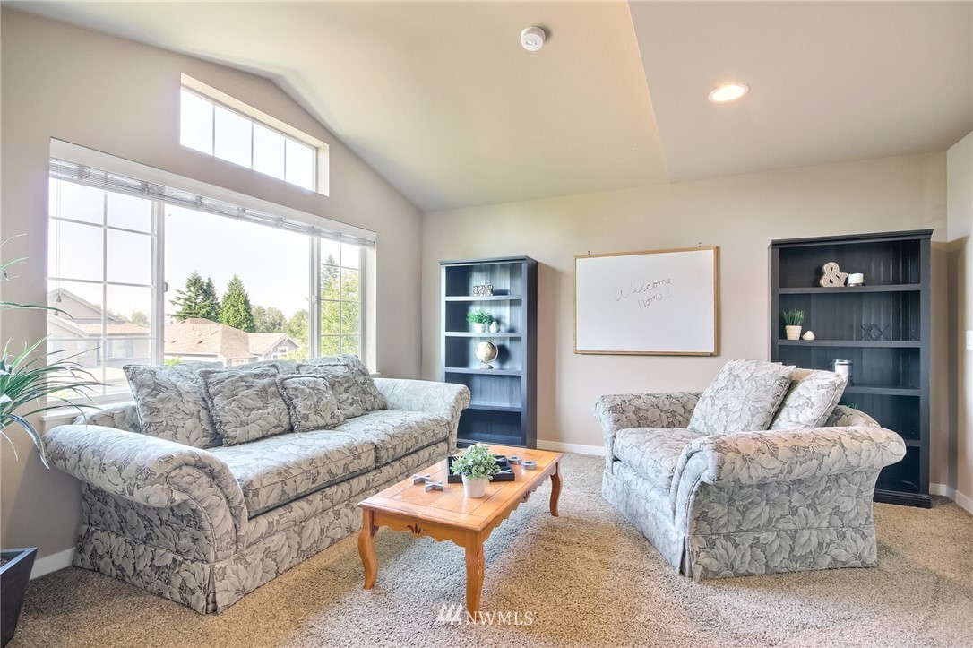 5604 Northeast 7th Place Renton, WA 98059 - Photo 27 of 40