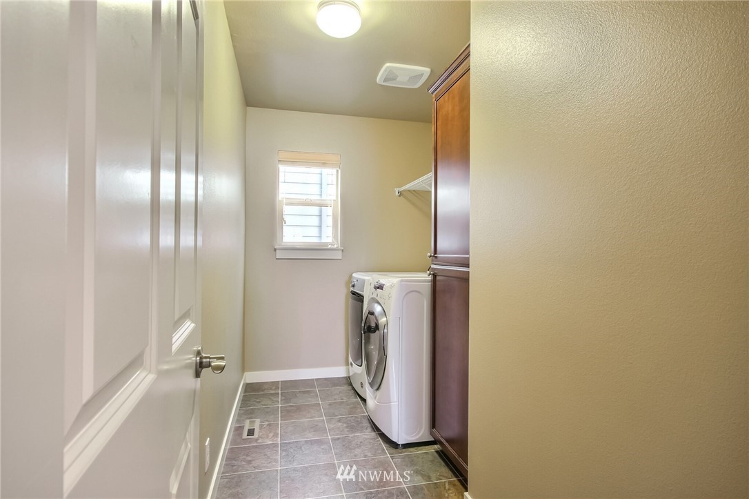 5604 Northeast 7th Place Renton, WA 98059 - Photo 29 of 40