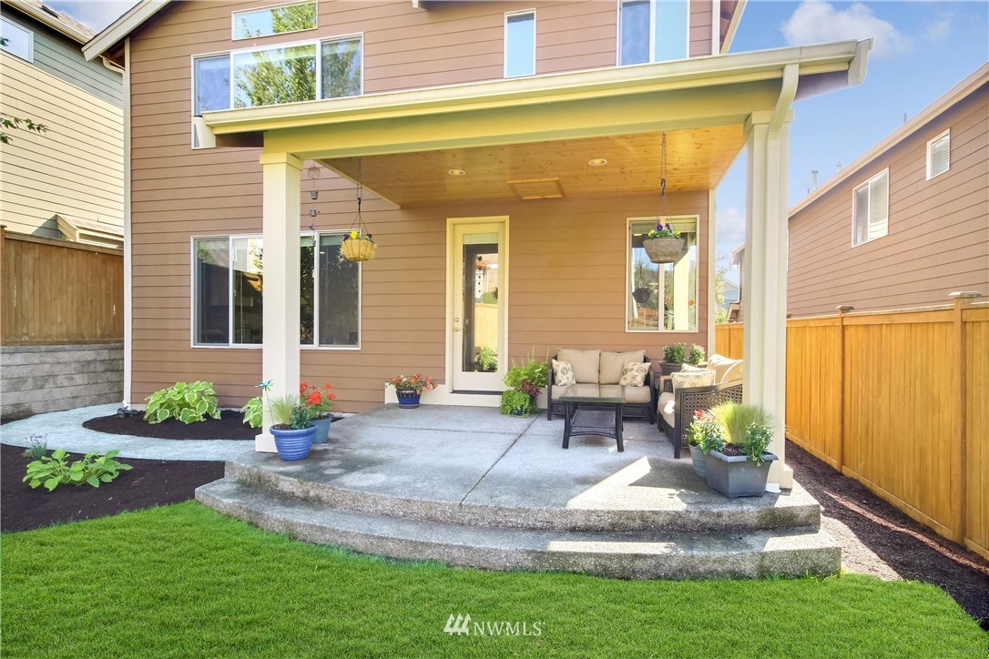 5604 Northeast 7th Place Renton, WA 98059 - Photo 33 of 40