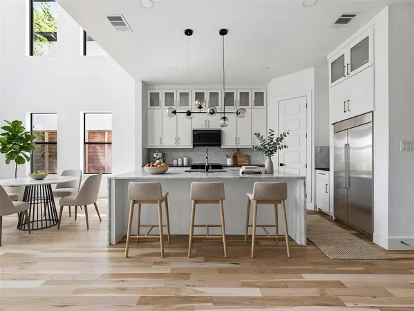 $4,700 | 1958 Toronto Street, Dallas, TX 75212