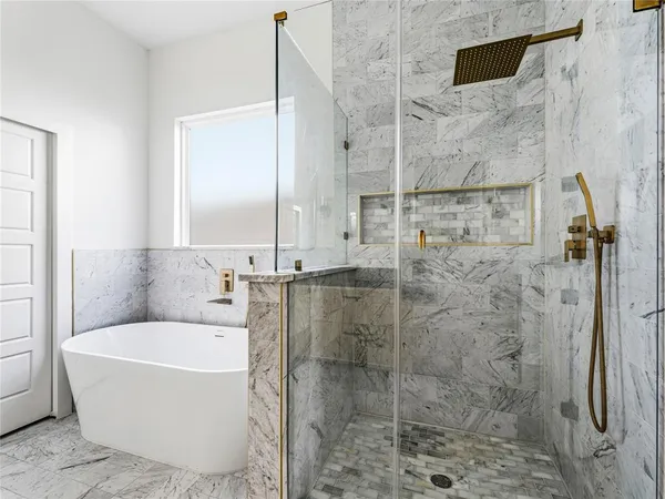 $4,700 | 1958 Toronto Street, Dallas, TX 75212