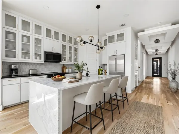 $4,700 | 1958 Toronto Street, Dallas, TX 75212