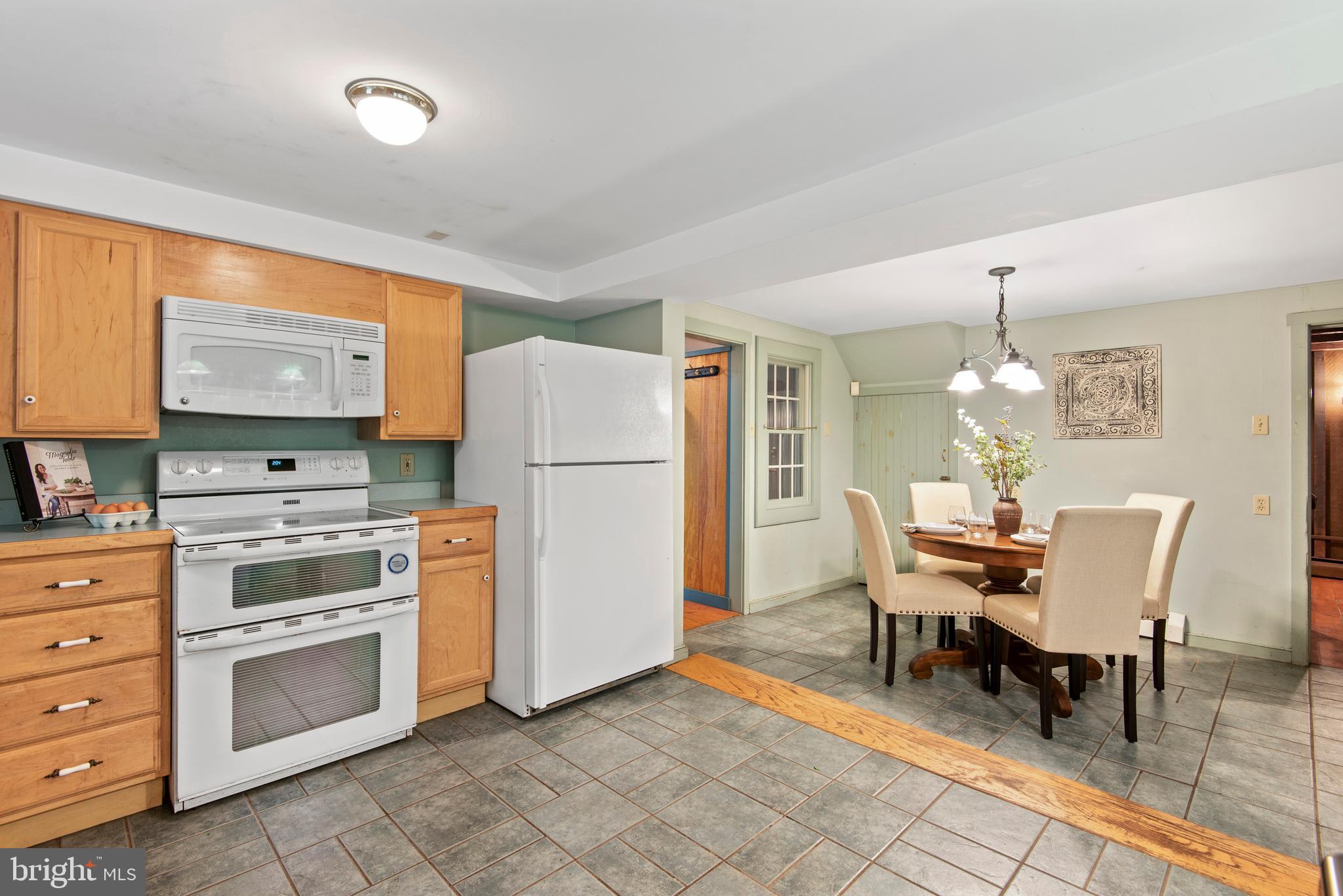 1171 Radnor Road Wayne, PA 19087 - Photo 13 of 31