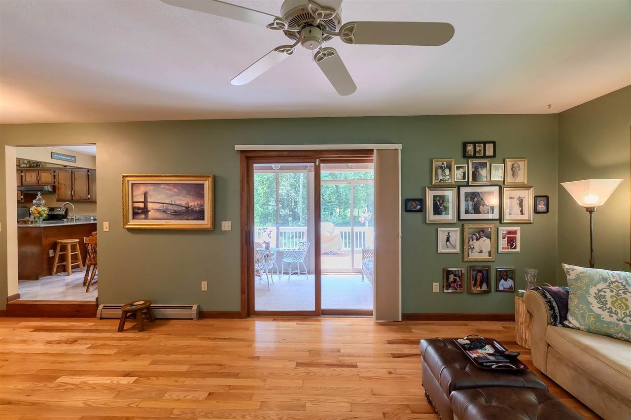 88 Lancaster Farm Road Salem, NH 03079 - Photo 16 of 40