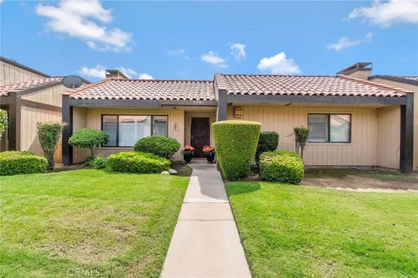 $310,000 | 1751 West Santa Ana Avenue, Fresno, CA 93705