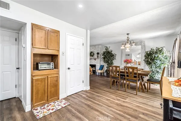 $310,000 | 1751 West Santa Ana Avenue, Fresno, CA 93705