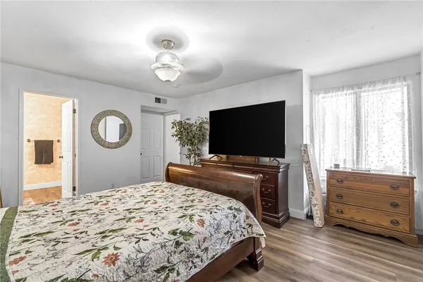 $310,000 | 1751 West Santa Ana Avenue, Fresno, CA 93705