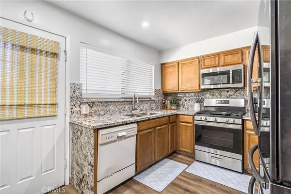 $310,000 | 1751 West Santa Ana Avenue, Fresno, CA 93705