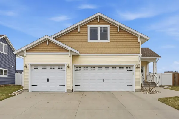 $499,900 | 4931 38th Avenue South, Fargo, ND 58104