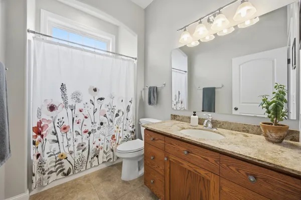$499,900 | 4931 38th Avenue South, Fargo, ND 58104