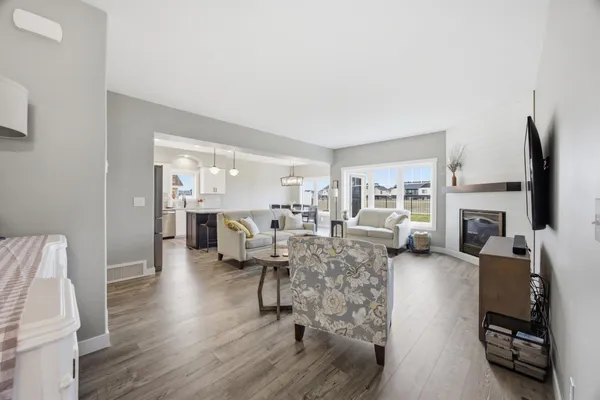 $499,900 | 4931 38th Avenue South, Fargo, ND 58104