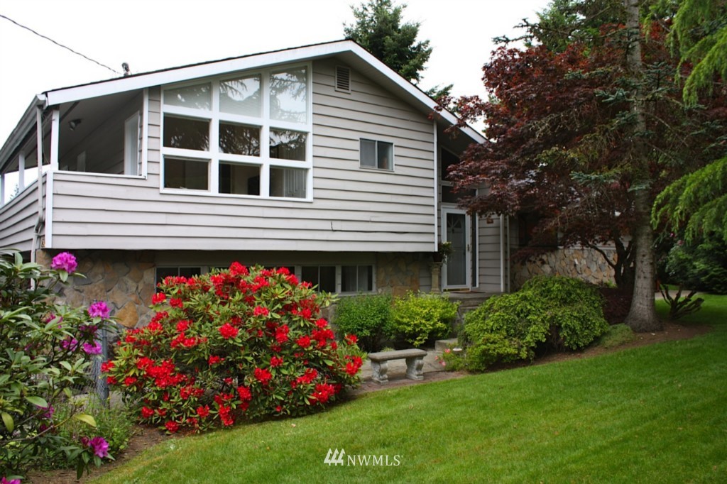 2616 Union Avenue Northeast Renton, WA 98059 - Photo 1 of 1 Gallery Image 1