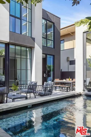 $26,500 | 8890 Rosewood Avenue, West Hollywood, CA 90048