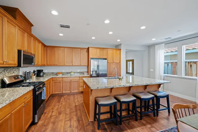 $750,000 | 1110 McClellan Street, Hollister, CA 95023