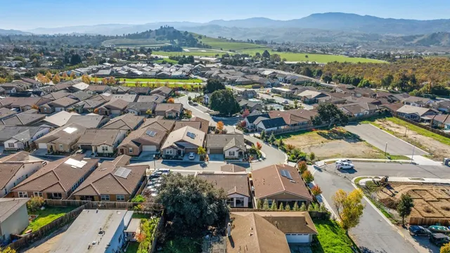 $750,000 | 1110 McClellan Street, Hollister, CA 95023