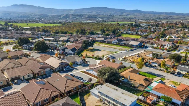 $750,000 | 1110 McClellan Street, Hollister, CA 95023