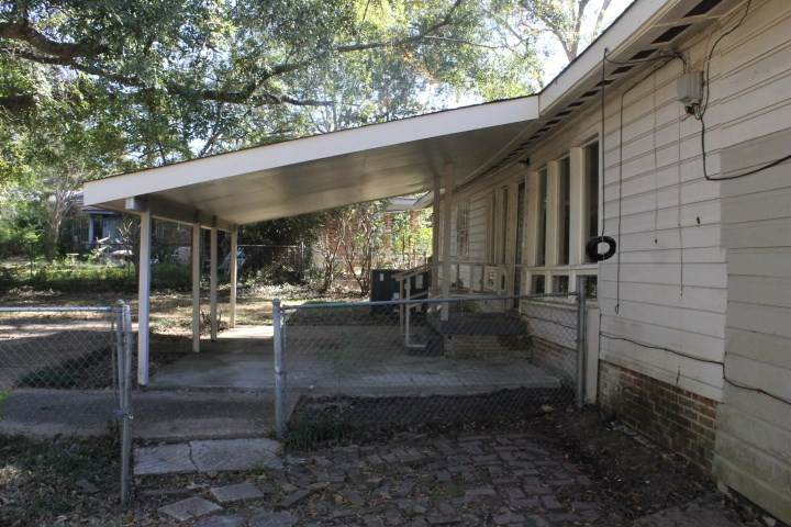 1906 Meadowbrook Road Jackson, MS 39211 - Photo 4 of 16 Photo 4