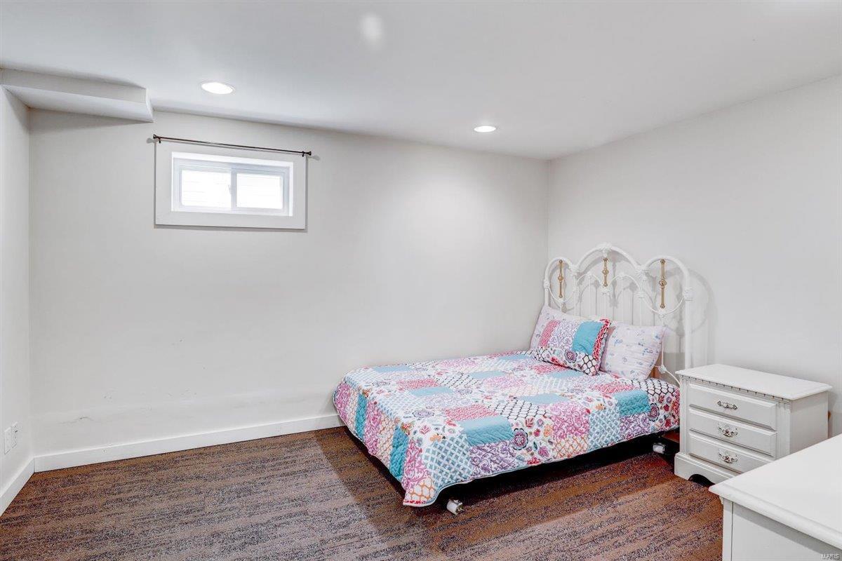 976 Lindemann Road St. Louis, MO 63131 - Photo 20 of 25 Gallery Image 20