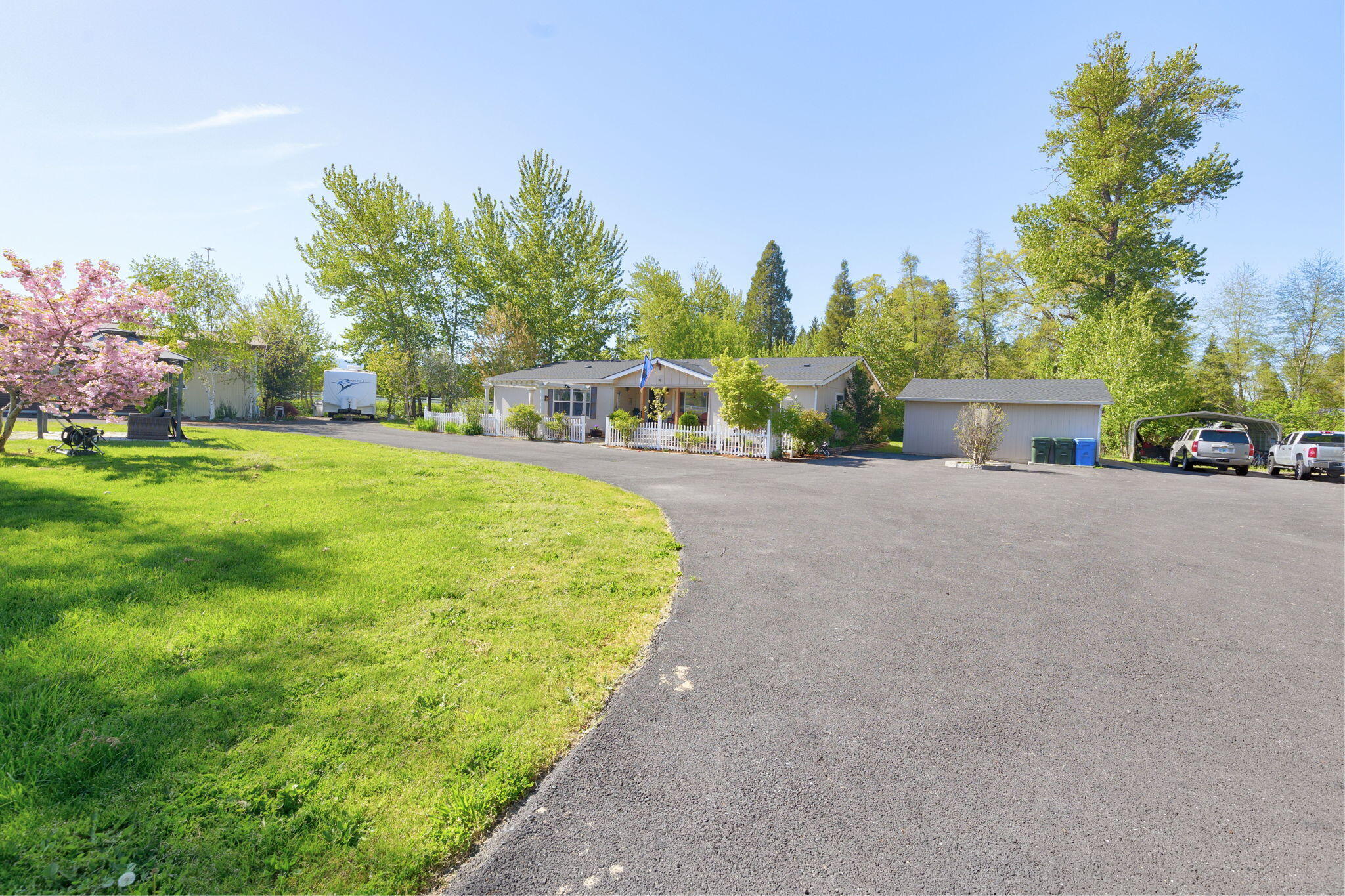 3798 Leonard Road Grants Pass, OR 97527 - Photo 51 of 62 2-web-or-mls-3798-leonard-rd