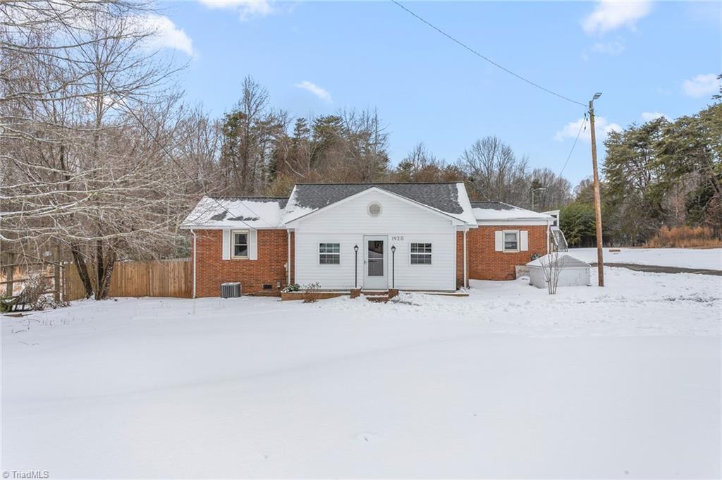 1920 Ashley Loop Reidsville, NC 27320 - Photo 2 of 31