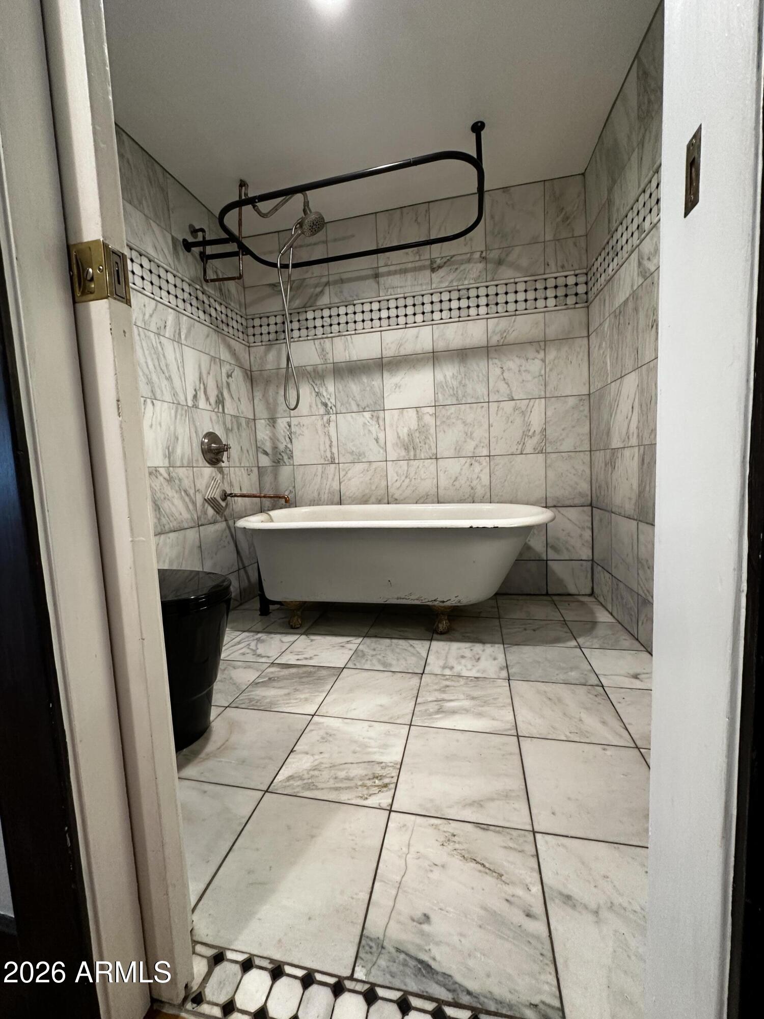 681 Main Street Jerome, AZ 86331 - Photo 15 of 40 Hall bath