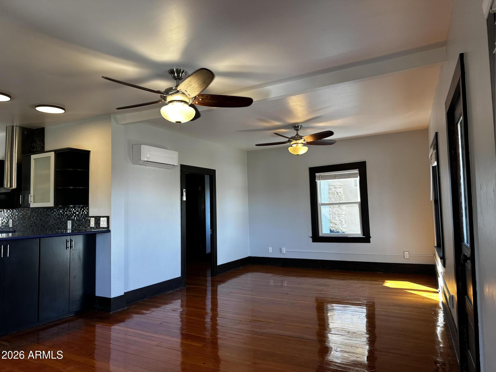 681 Main Street Jerome, AZ 86331 - Photo 6 of 40 Living Room