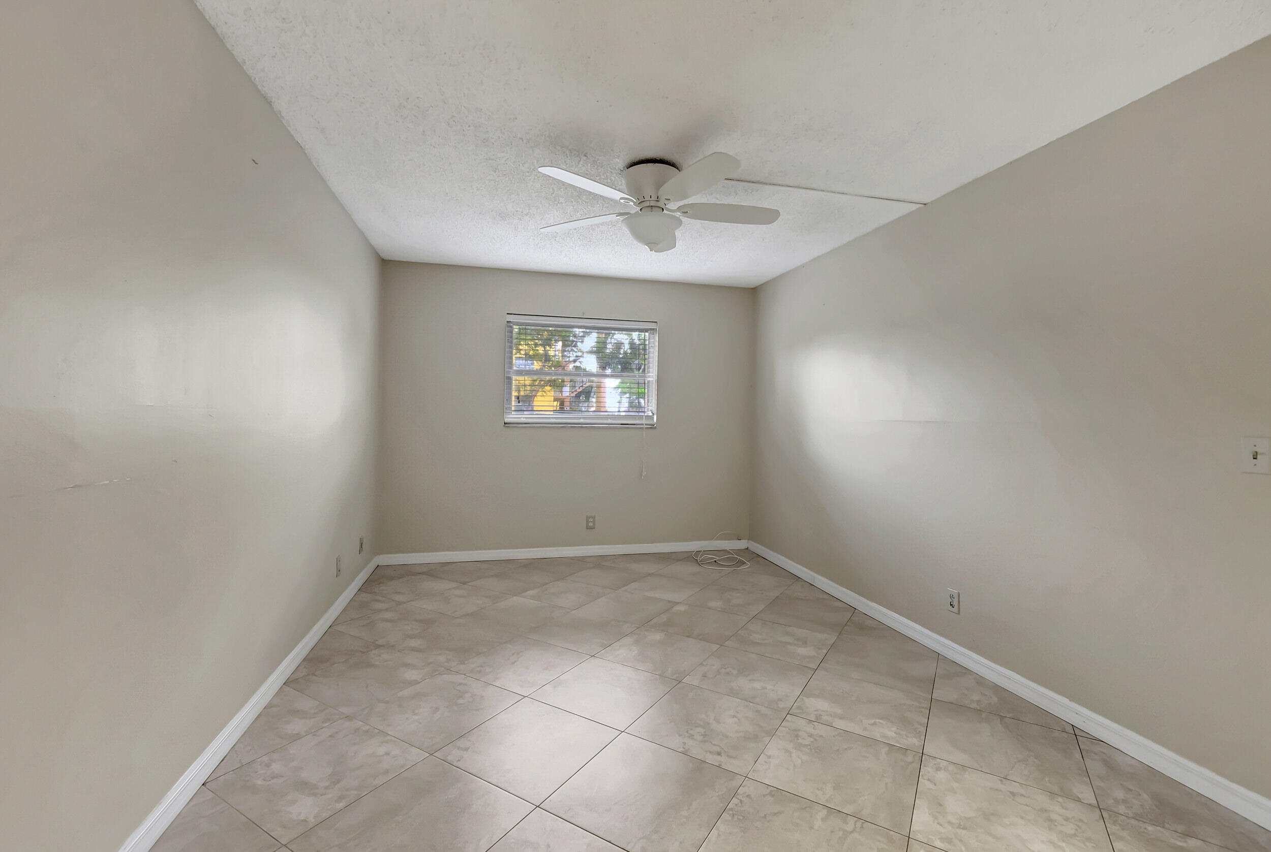 22805 Southwest 66th Avenue, Unit 105 Boca Raton, FL 33428 - Photo 19 of 26 DSC_3038