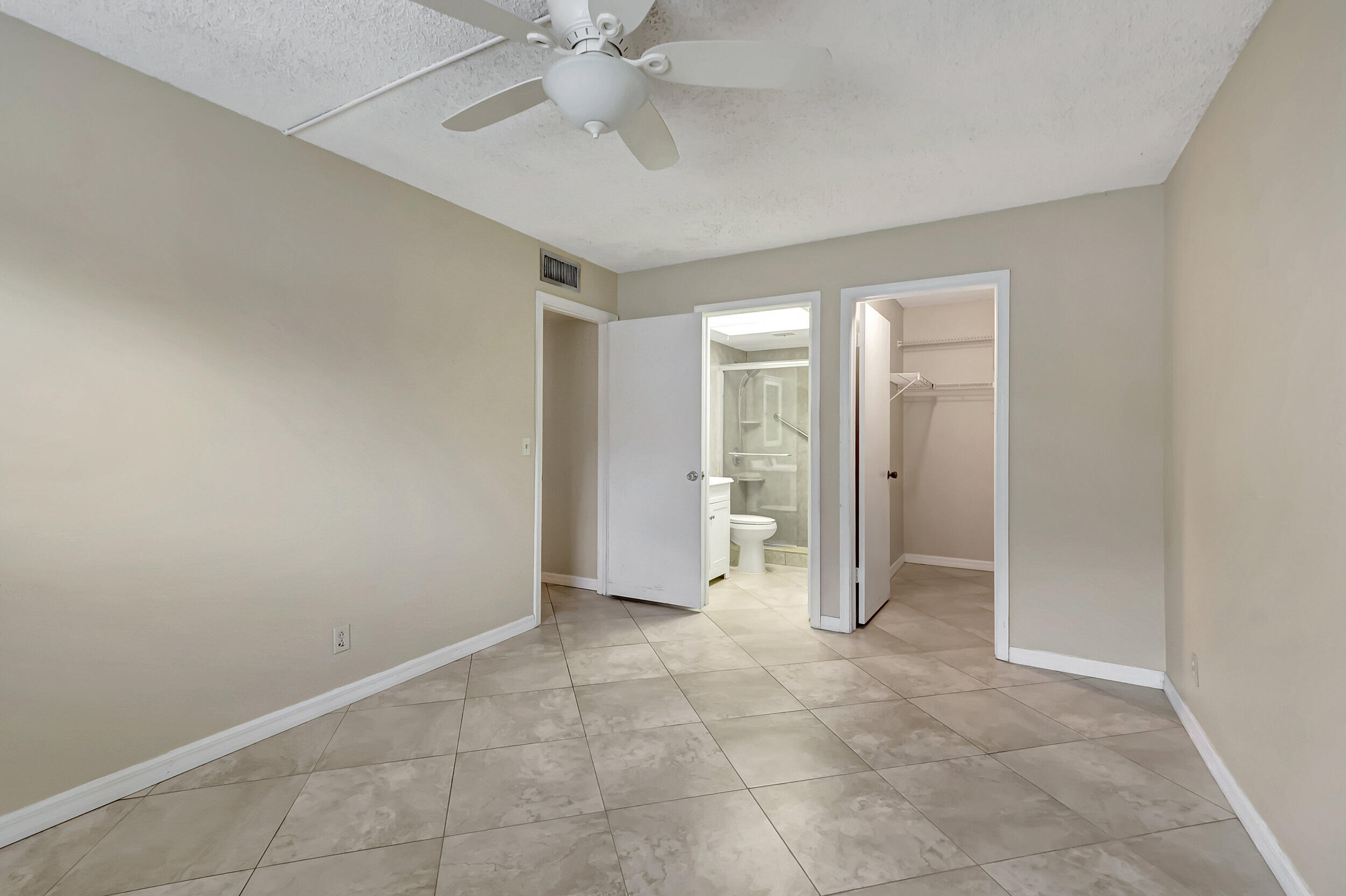 22805 Southwest 66th Avenue, Unit 105 Boca Raton, FL 33428 - Photo 20 of 26 DSC_3043