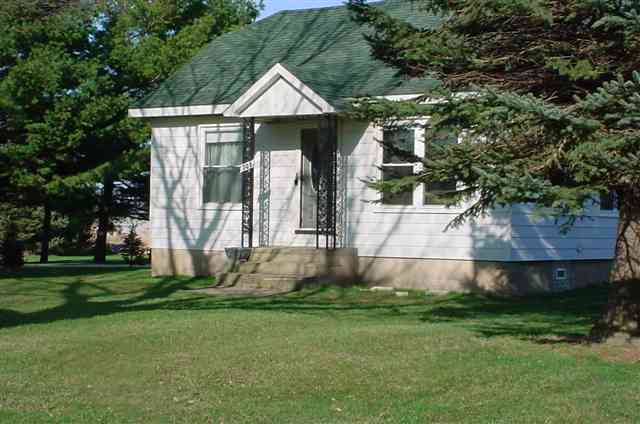 305 South Ridge Road Carsonville, MI 48419 - Photo 3 of 29 31098592-2.JPG
