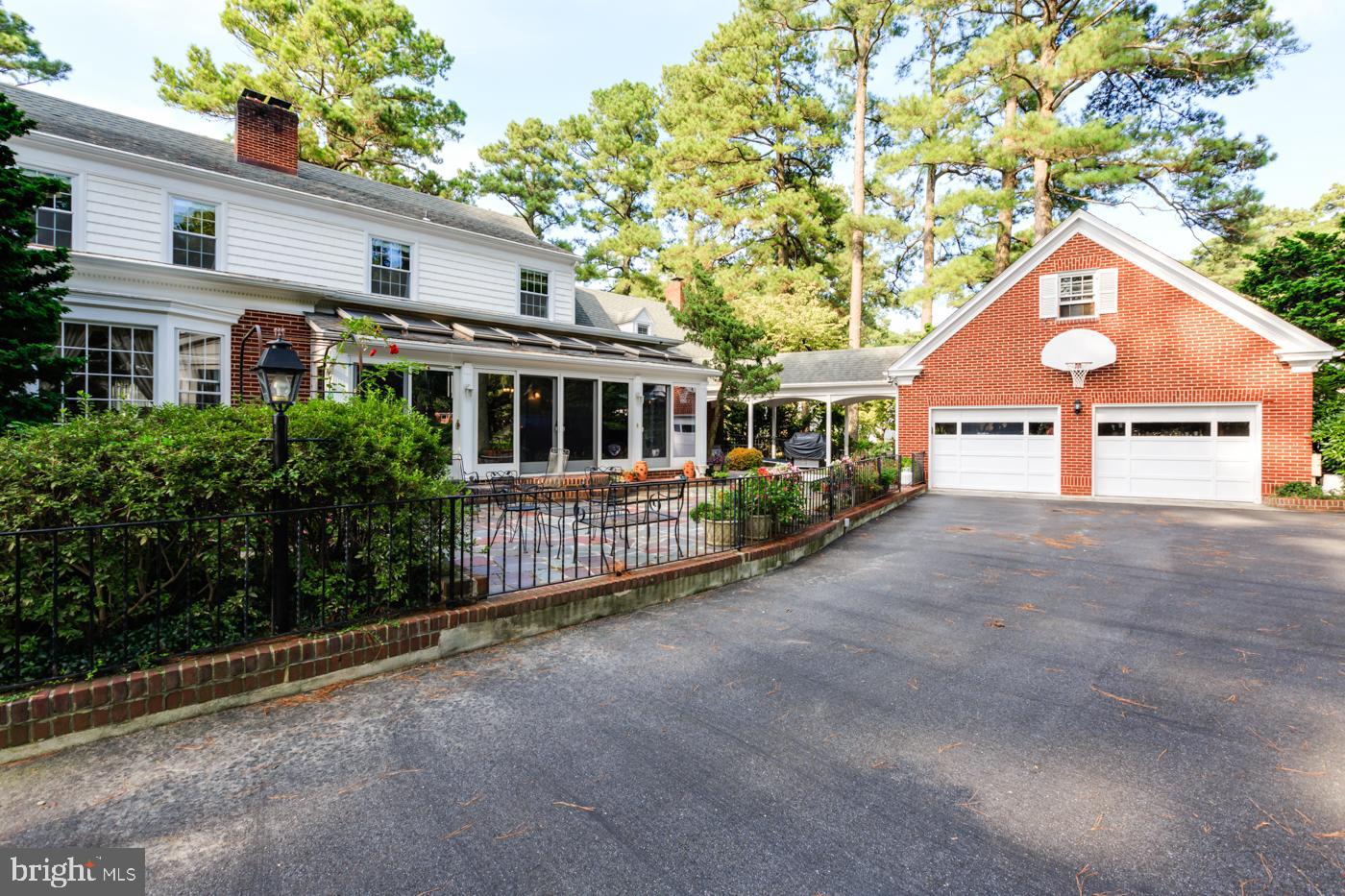 1101 Riverside Drive Salisbury, MD 21801 - Photo 50 of 56 Entrance to 2 Car Garage