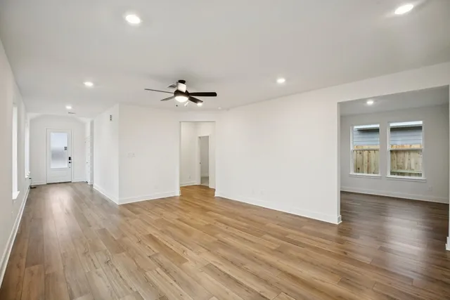 $259,990 | 21607 Berry Crst Lane, Waller, TX 77484