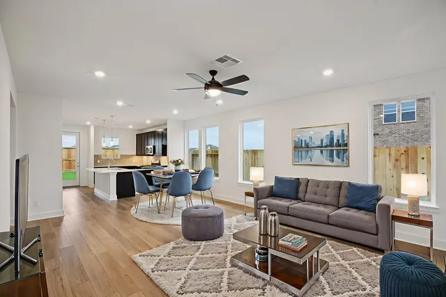 $259,990 | 21607 Berry Crst Lane, Waller, TX 77484