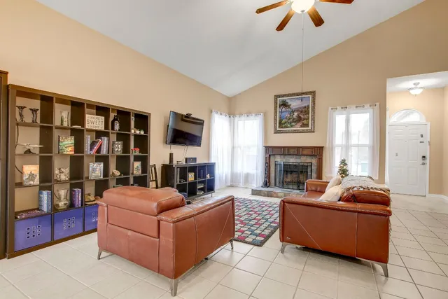 $375,000 | 608 Pomegranate Pass, Cedar Park, TX 78613