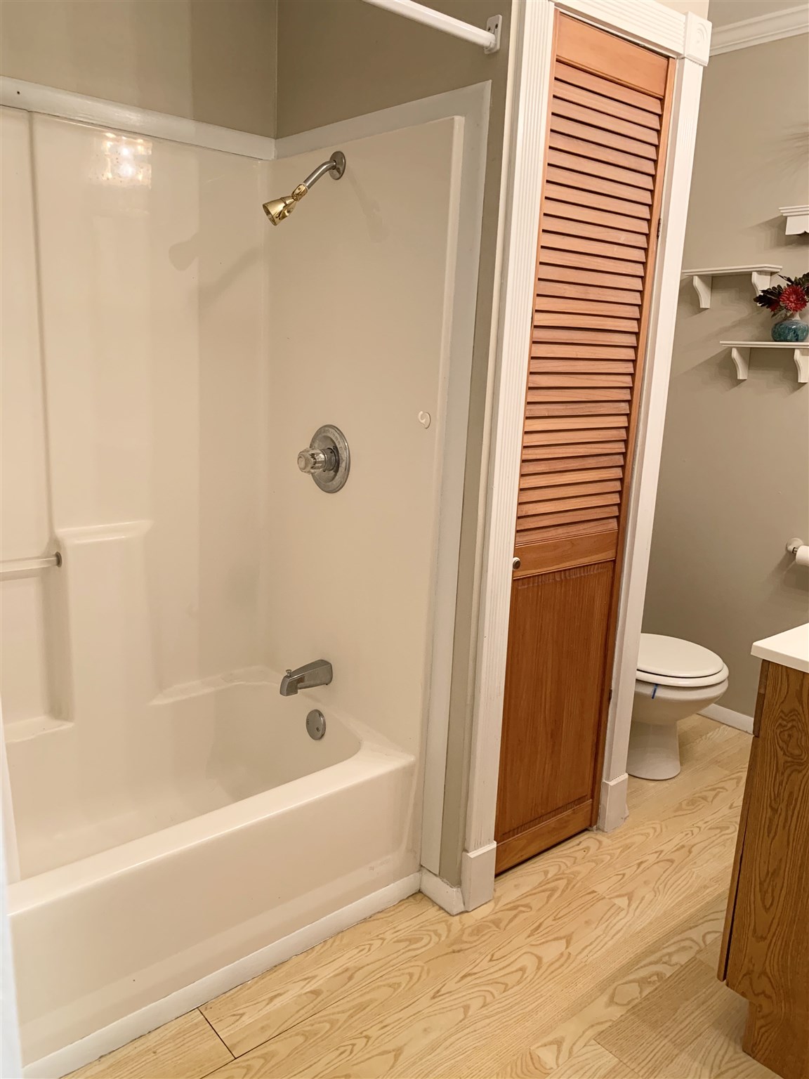 1213 Christ Road Evansville, IN 47711 - Photo 18 of 31 Gallery Image 18