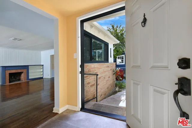 $1,699,000 | 4610 Wortser Avenue, Sherman Oaks, CA 91423