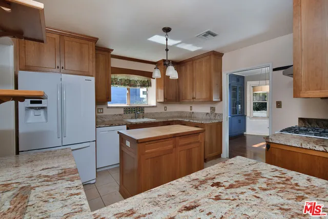 $1,699,000 | 4610 Wortser Avenue, Sherman Oaks, CA 91423