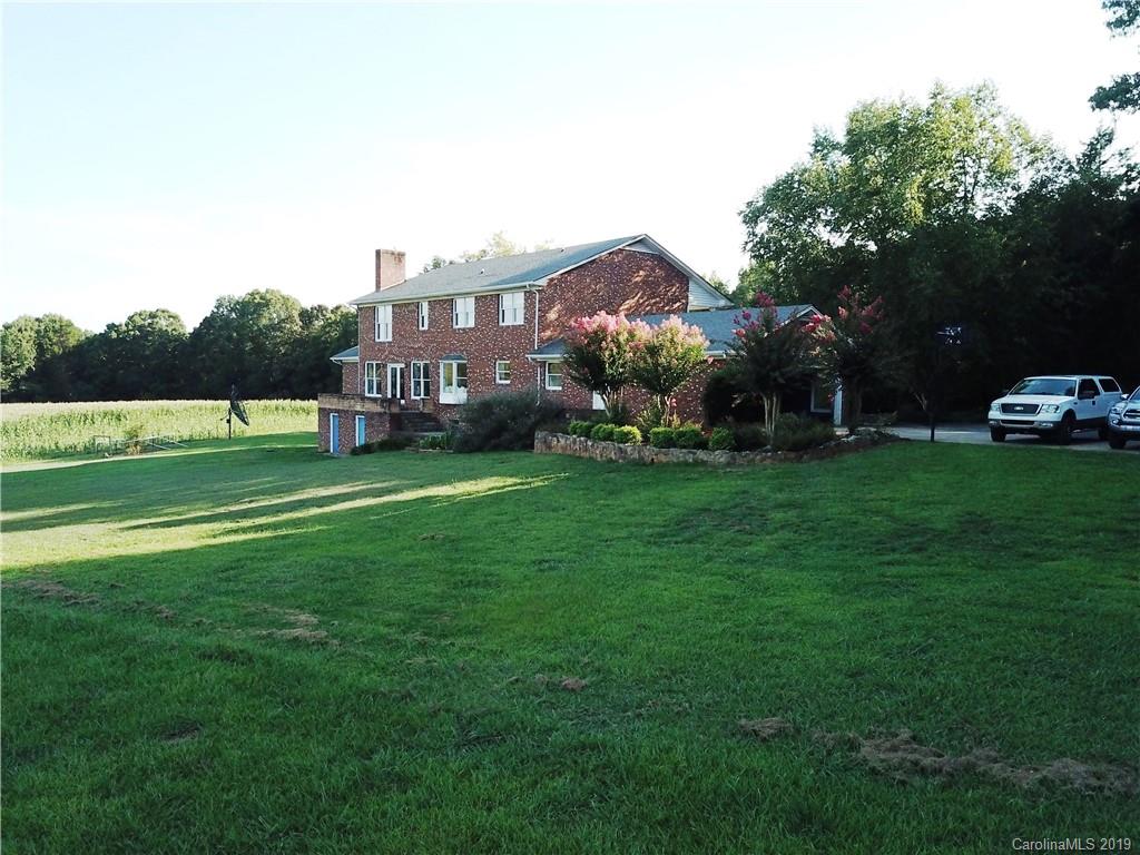 44403 Vickers Store Road Albemarle, NC 28001 - Photo 4 of 47 Gallery Image 4