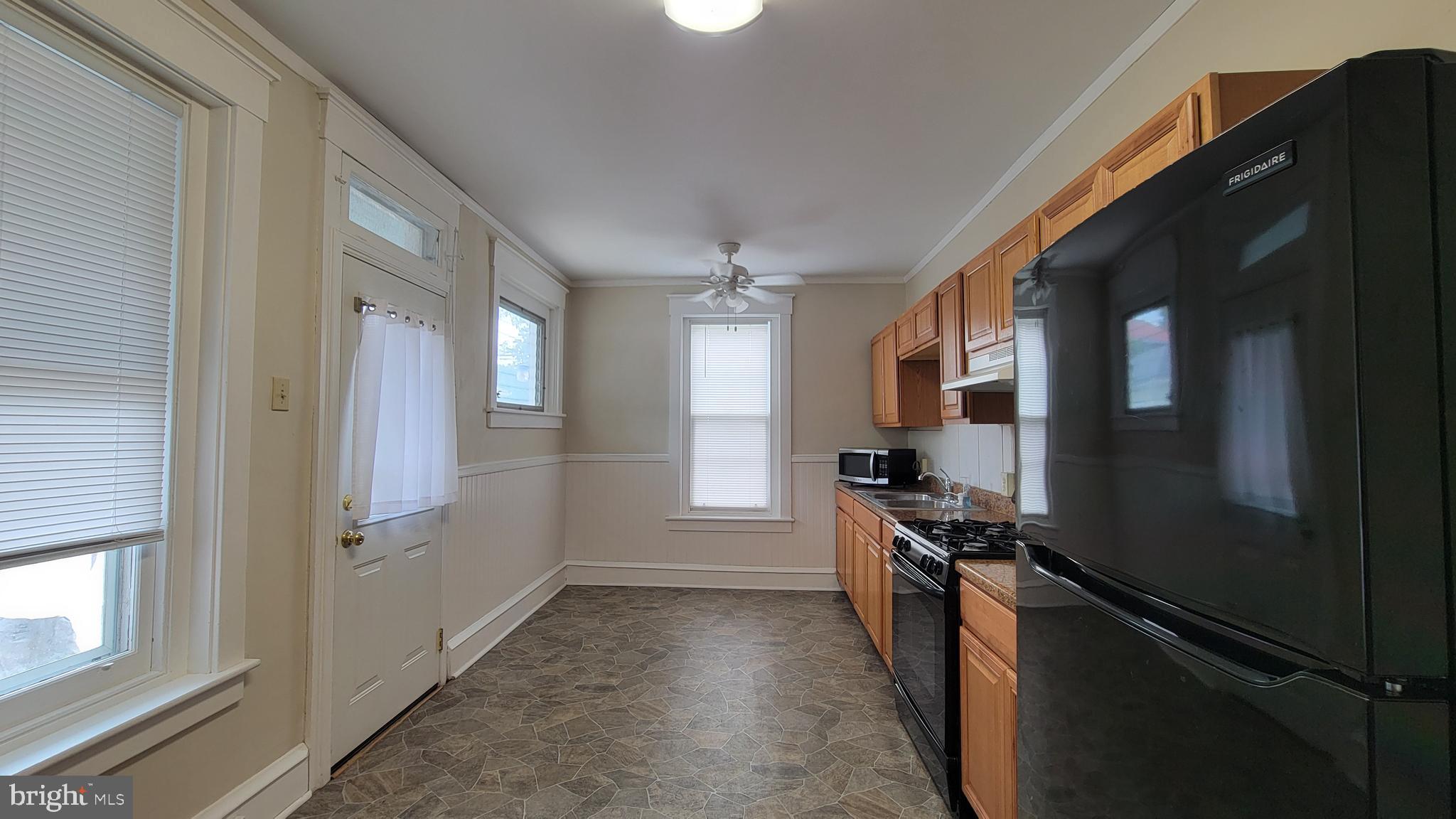 28 East Walnut Street Reading, PA 19607 - Photo 8 of 28 Gallery Image 8
