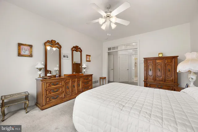 $925,000 | 14 Kentshire Court, Wilmington, DE 19807