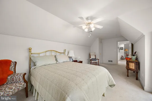 $925,000 | 14 Kentshire Court, Wilmington, DE 19807