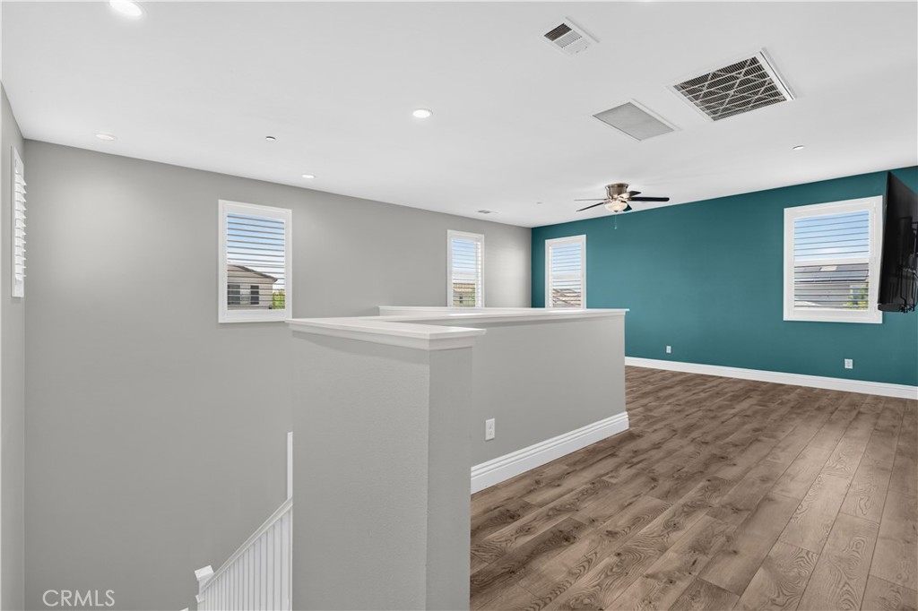 30598 Cricket Road Murrieta, CA 92563 - Photo 32 of 59 Loft