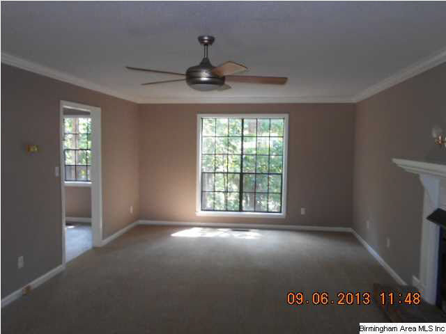 2020 Diane Lane Alabaster, AL 35007 - Photo 4 of 10